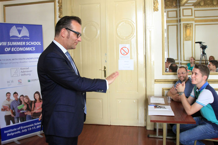 Ambicija, posvećenost i pravovremeno prepoznavanje problema su preduslov poslovnog uspeha
